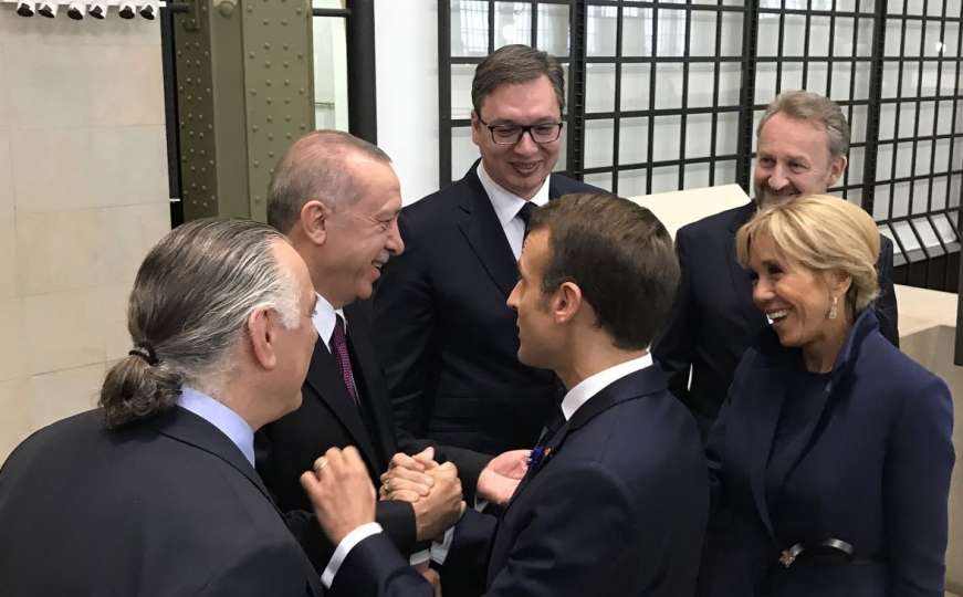 Bakir Izetbegović među zvanicama na svečanoj večeri kod Emmanuela Macrona